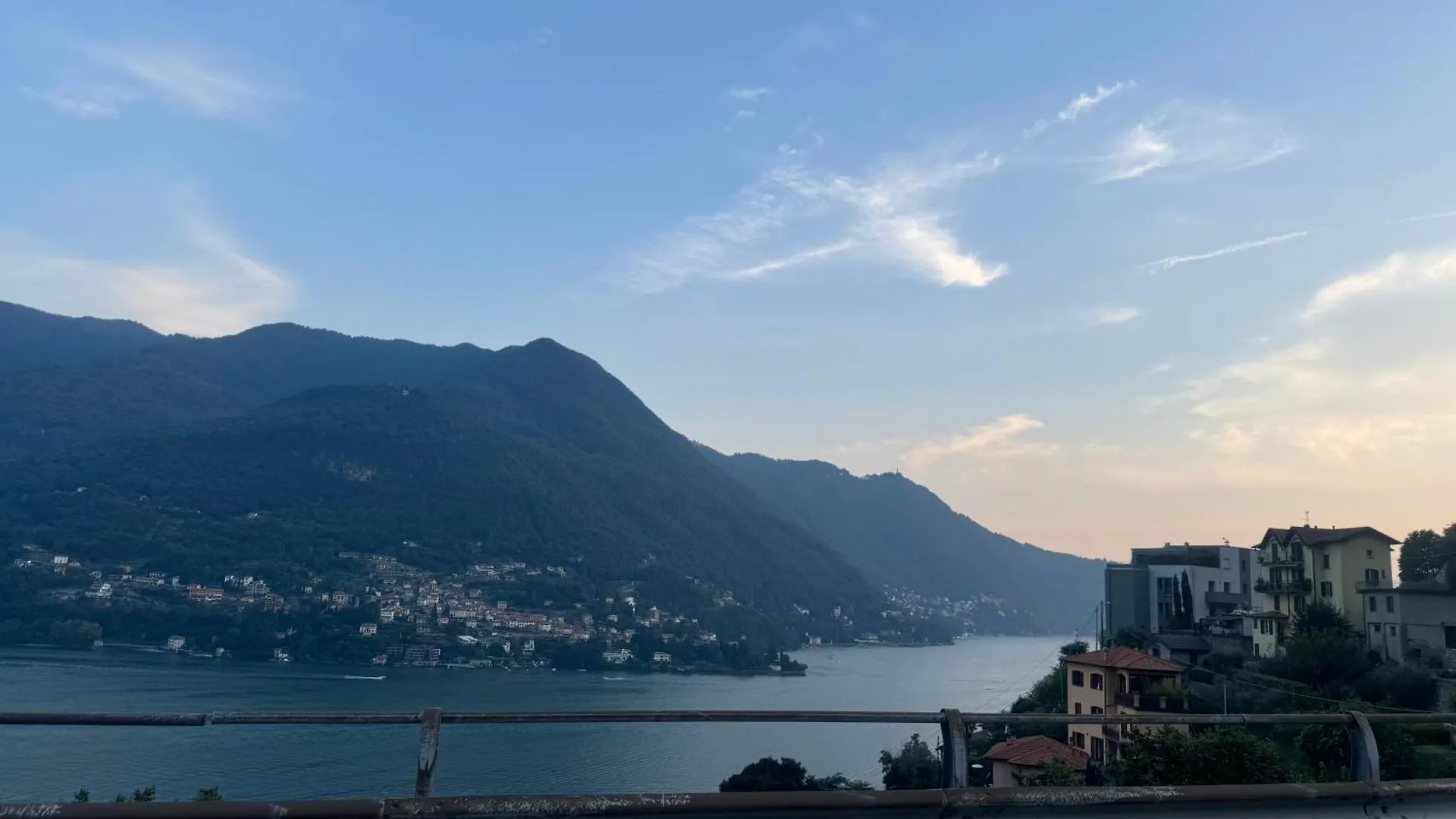 Casa Del Cerbiatto, Lake Como Area Кастильоне-д'Интельви
